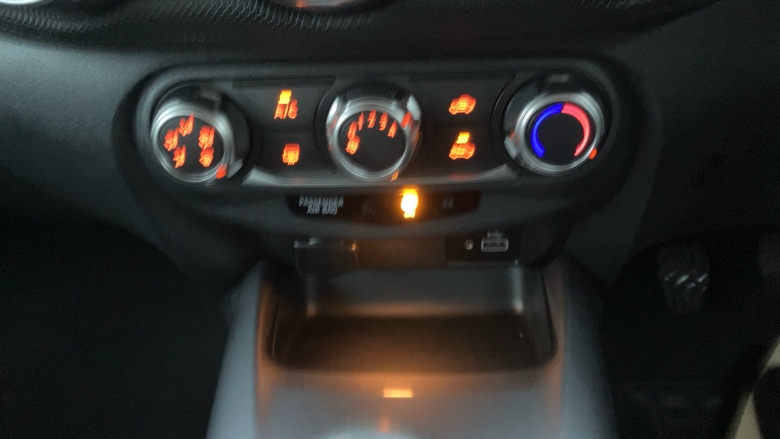 Nissan Juke 1.0 DiG-T 114 Acenta 5dr Petrol Hatchback